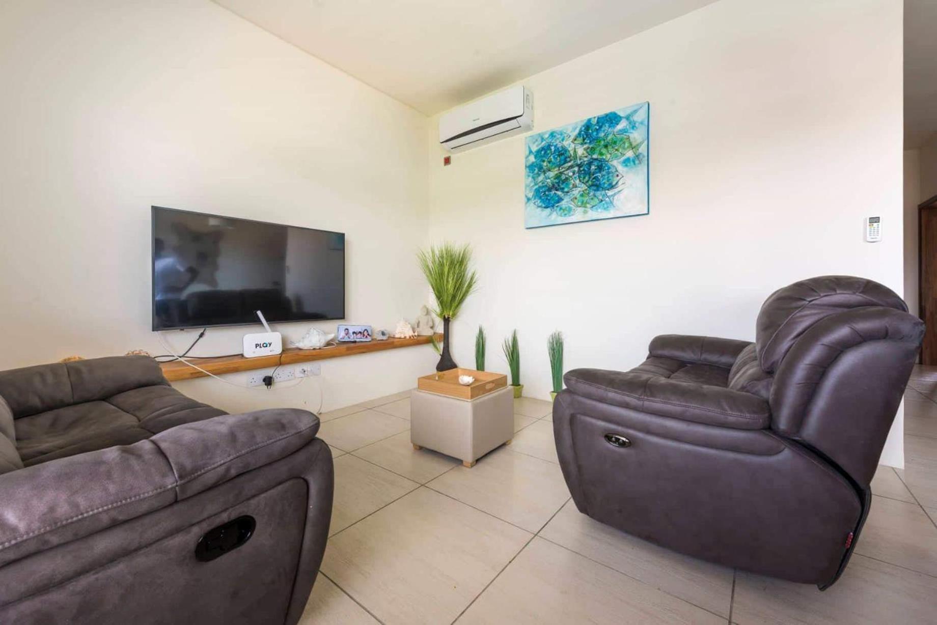 Luxury Westwood Apartment+Pool Flic-en-Flacq Rum bild