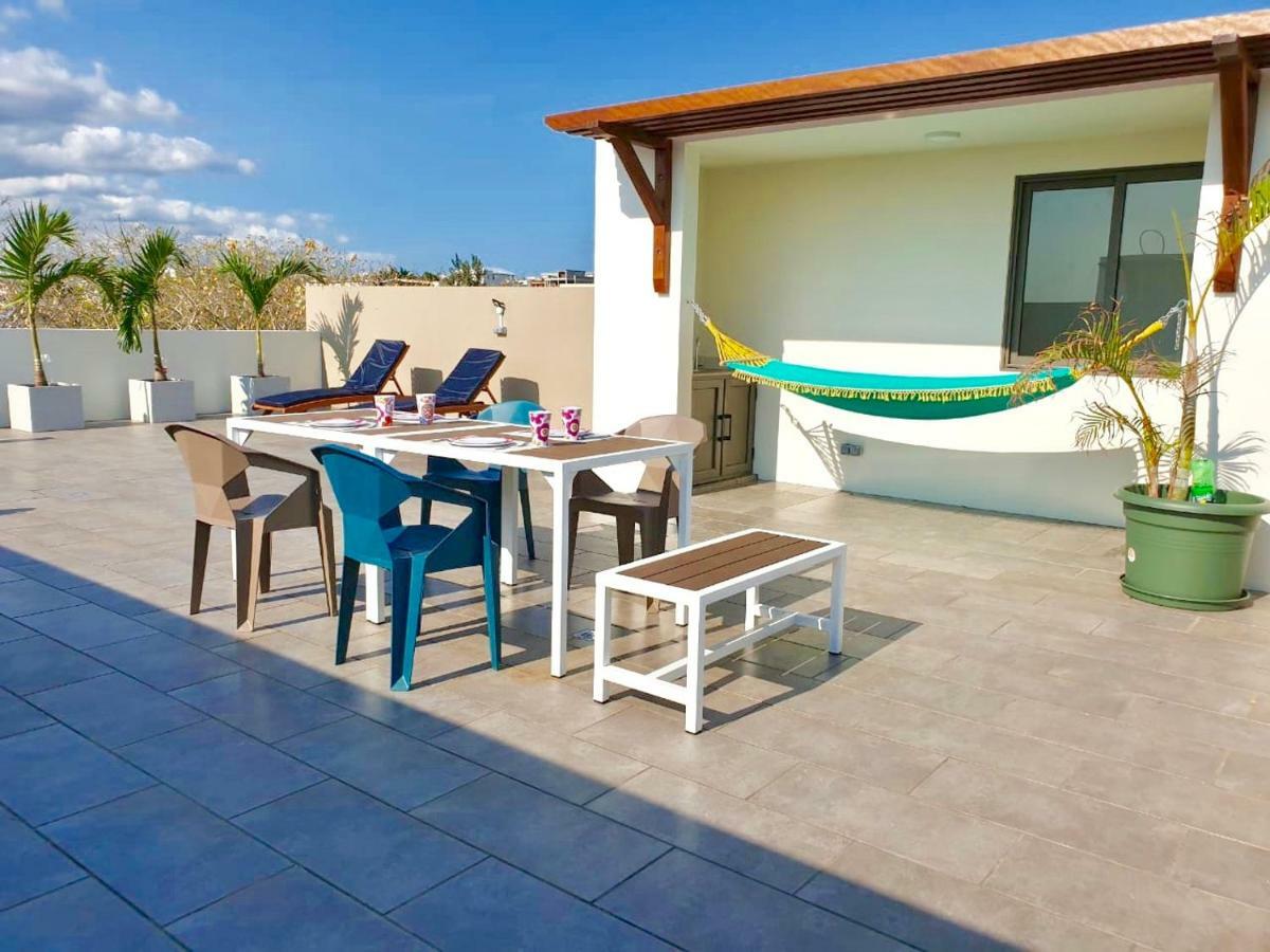 Luxury Westwood Apartment+Pool Flic-en-Flacq Exteriör bild